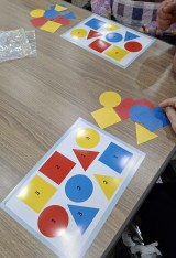 색깔과 도형 찾기 및 산수 계산하기.jpg